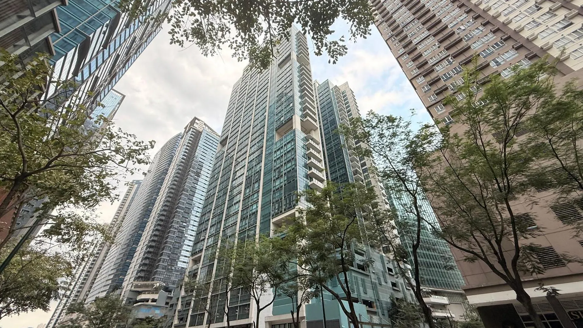Bgc Uptown Taguig Philippines