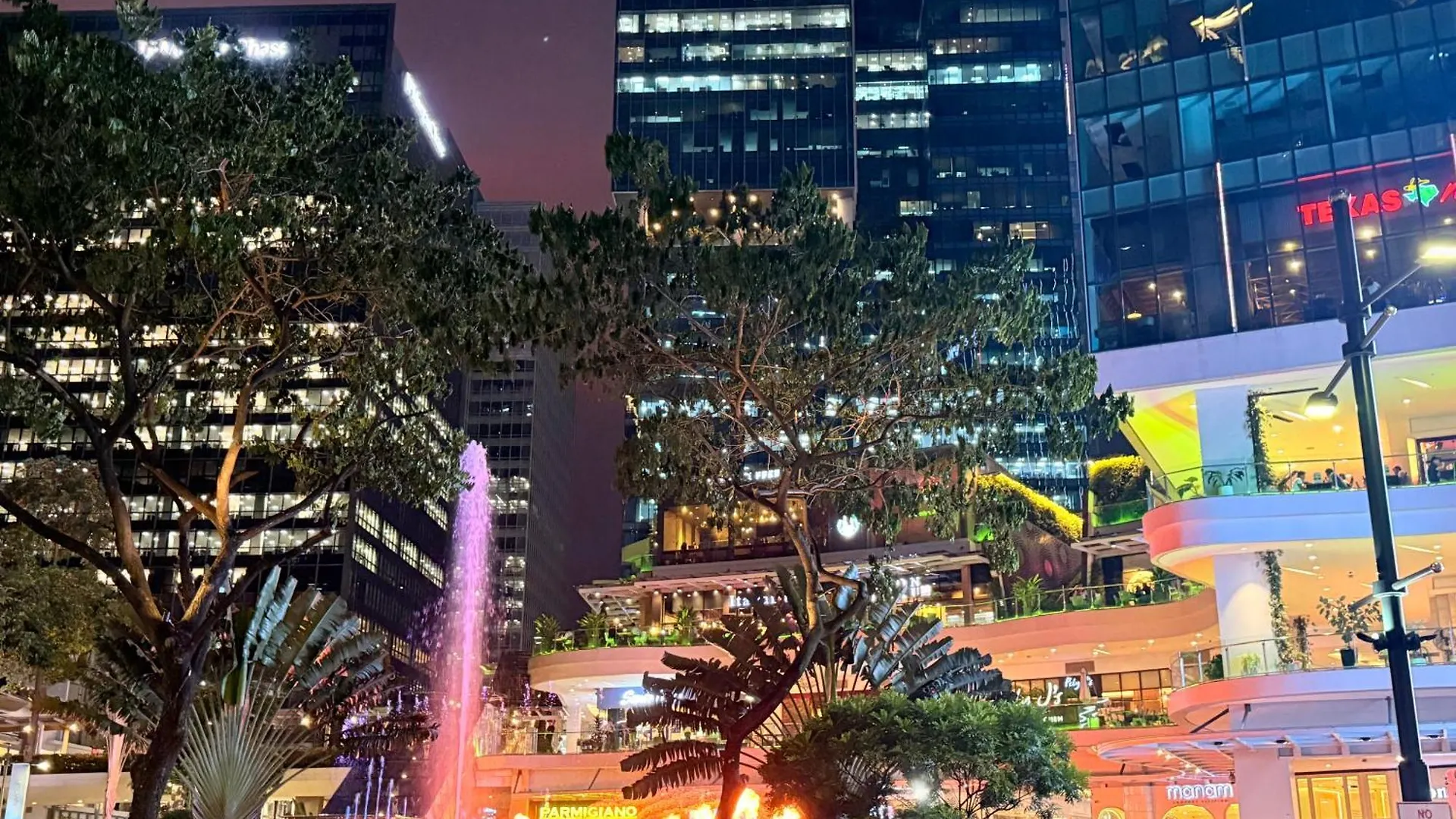 Bgc Uptown Taguig Aparthotel