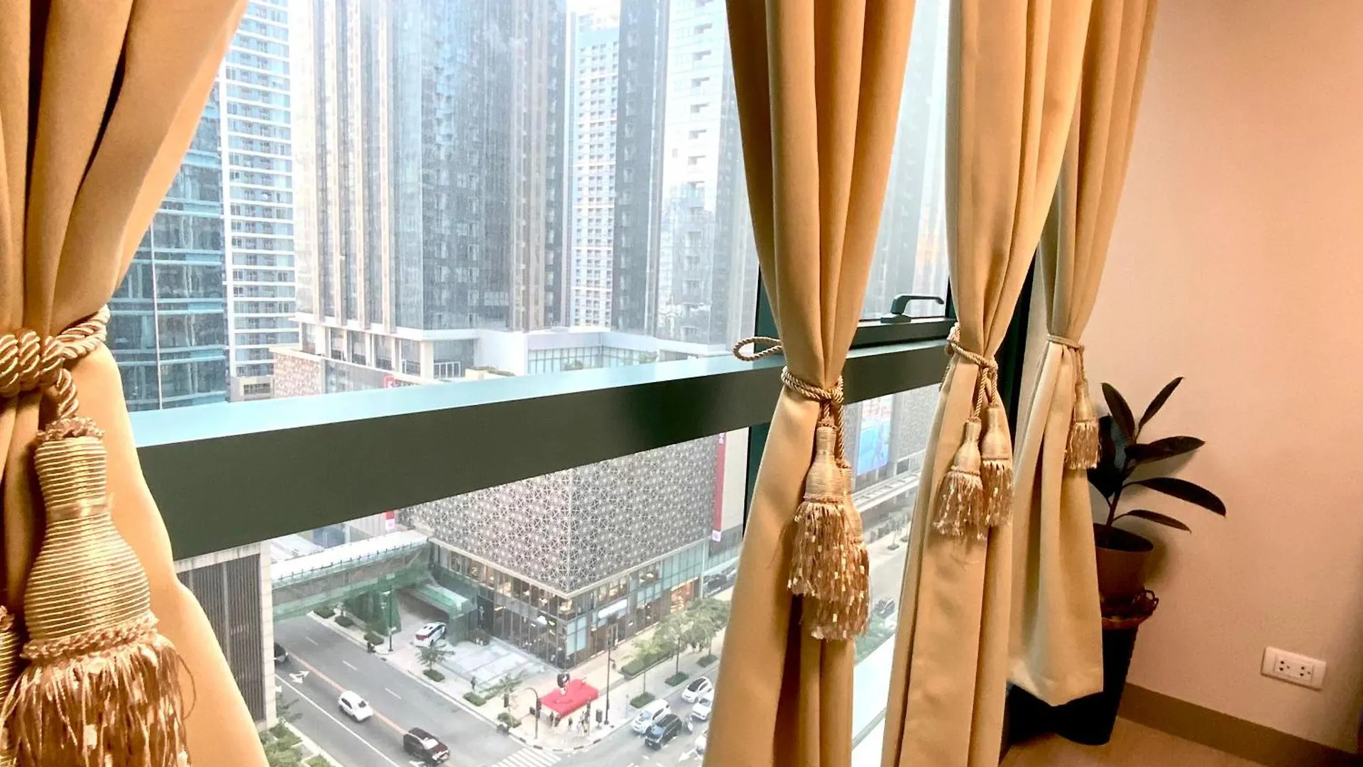 Bgc Uptown Taguig 0*, Manila Philippines